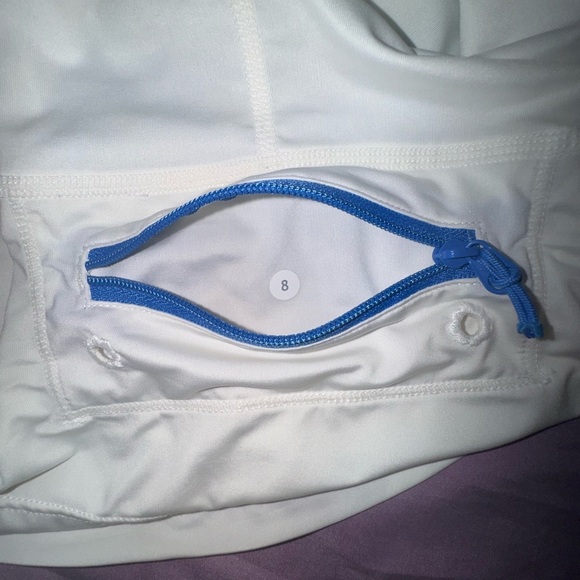 Lululemon One Love Rashguard White Beachy Floral White Porcelaine size 8 EUC - Picture 5 of 13